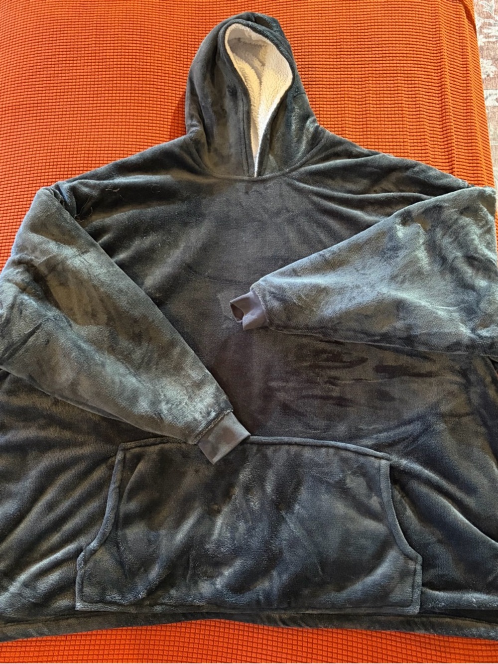 Huggle Plush Hooded Lounge Sweatshirt - Charcoal Gray.